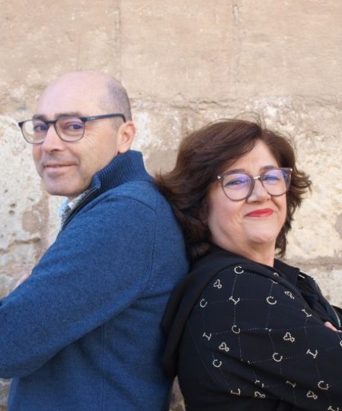 AMBOS DE ESPALDA (1)